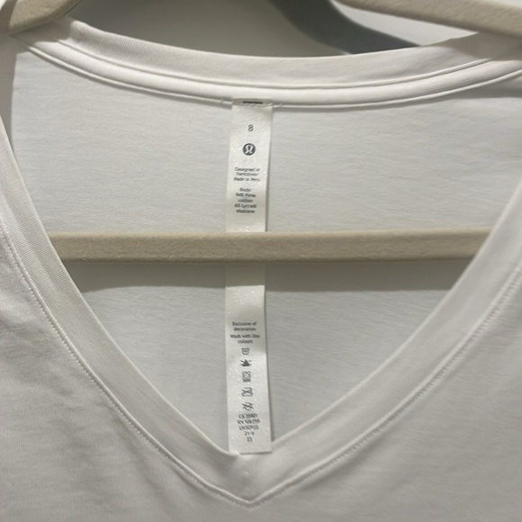 Lululemon Tee - Picture 2 of 2